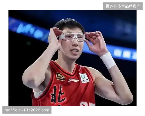 周琦的护筐效率依旧顶级,他的防守覆盖力是北京队内线防守基石